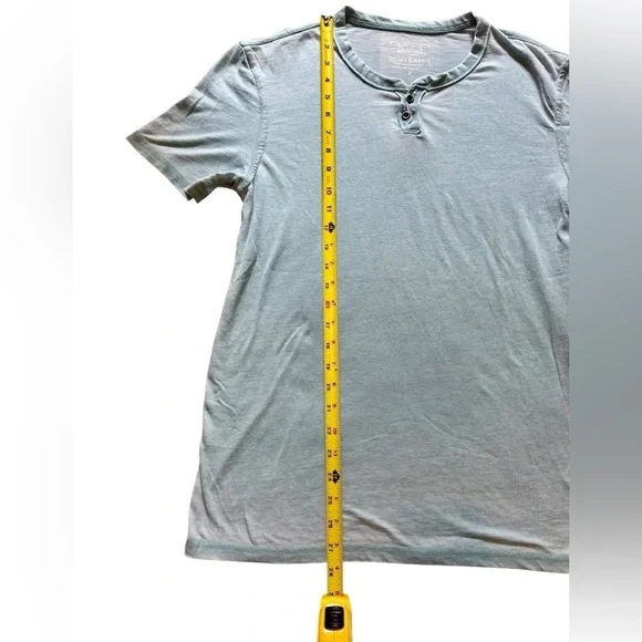 Lucky Brand
Short Sleeve Button Notch Neck Venice Burnout T-Shirt Mens Size S/P‌ - Picture 6 of 10